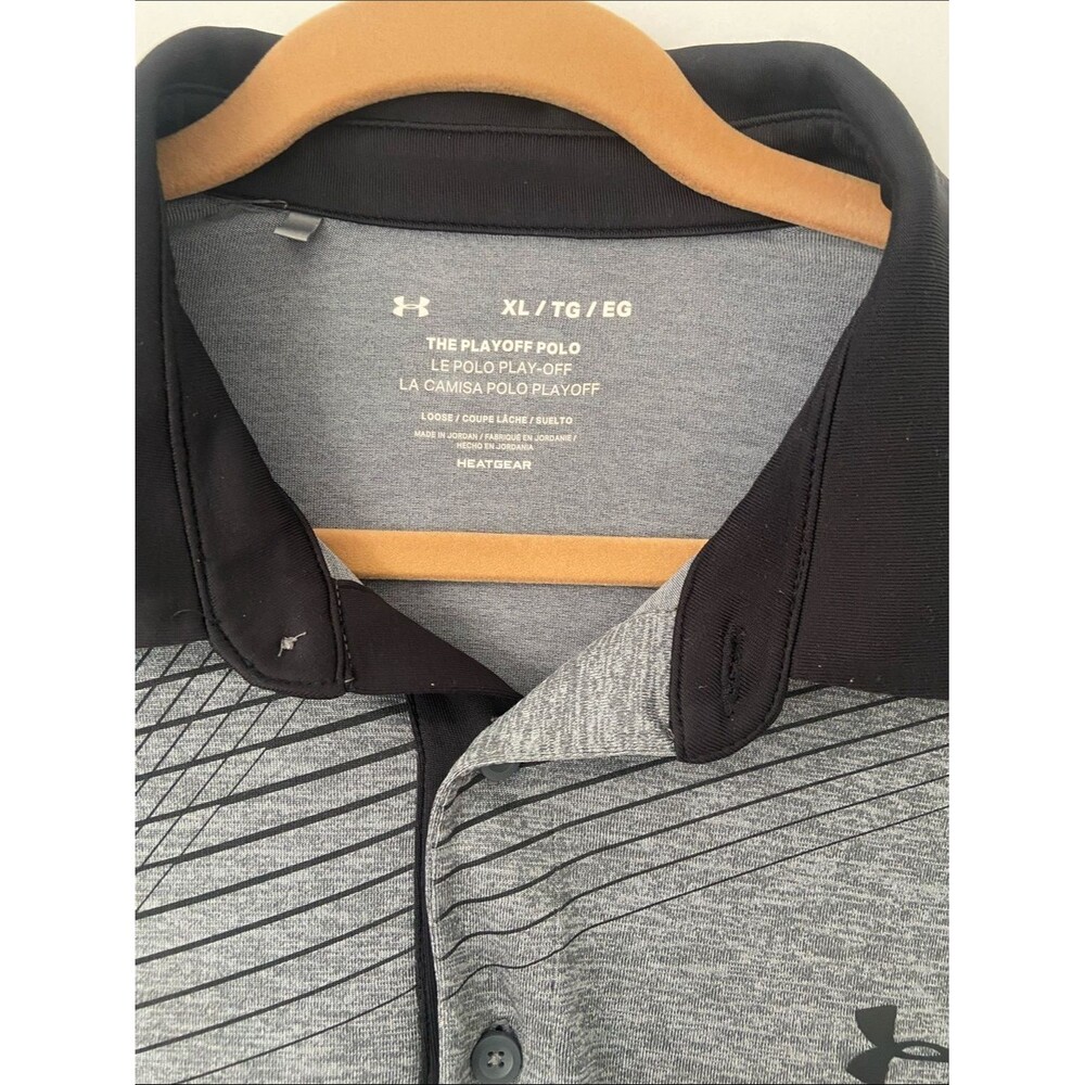 Under Armour Men’s Grey Polo with Black Collar and Graphic Shoulder - Picture 4 of 6